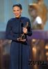 Hilary Swank - najboljsa glavna igralka (foto (C) AMPAS) - thumbnail