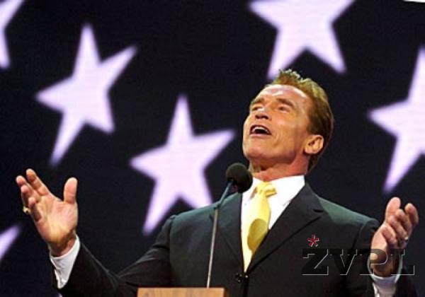 guvernator Arnie je prejel castno nagrado kot vecni porazenec podelitve