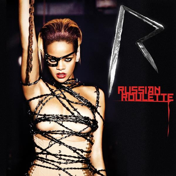 Rihanna in njeno oprsje ovito z bodečo žico