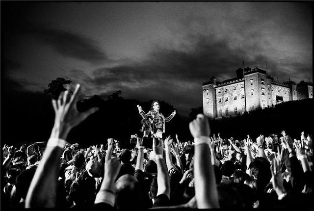 Bono na Irskem / foto: Danny Clinch - Morrison Hotel Gallery - http://twurl.nl/rz6b0i