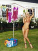 Jenny McCarthy kot pin-up dekle - thumbnail