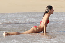 Alessandra Ambrosio v bikiniju - thumbnail