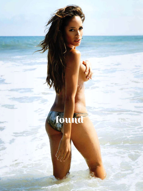Dania Ramirez seksi v fotošutu za Maxim