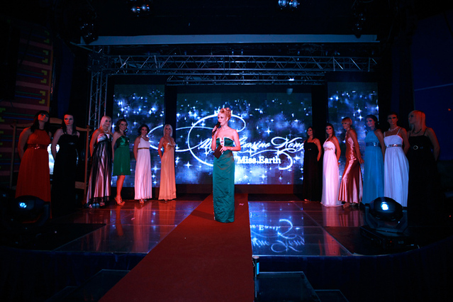 Miss Casino Kongo za Miss Earth 2010 je Ines Draganovič