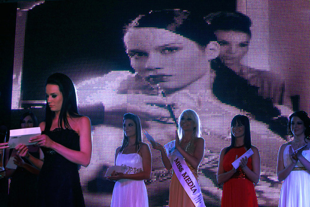 Miss Casino Kongo za Miss Earth 2010 je Ines Draganovič